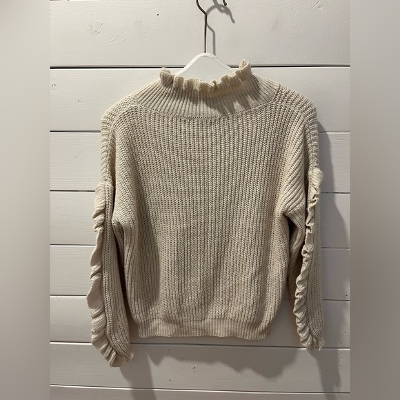 📍RINASCIMENTO Ivory Ruffled Knit Sweater – Romantic Texture size S/M - Picture 7 of 15